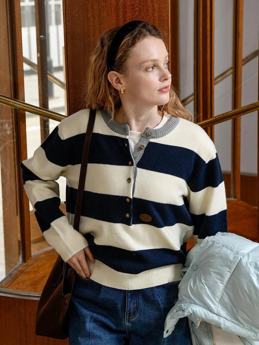 Source outfit