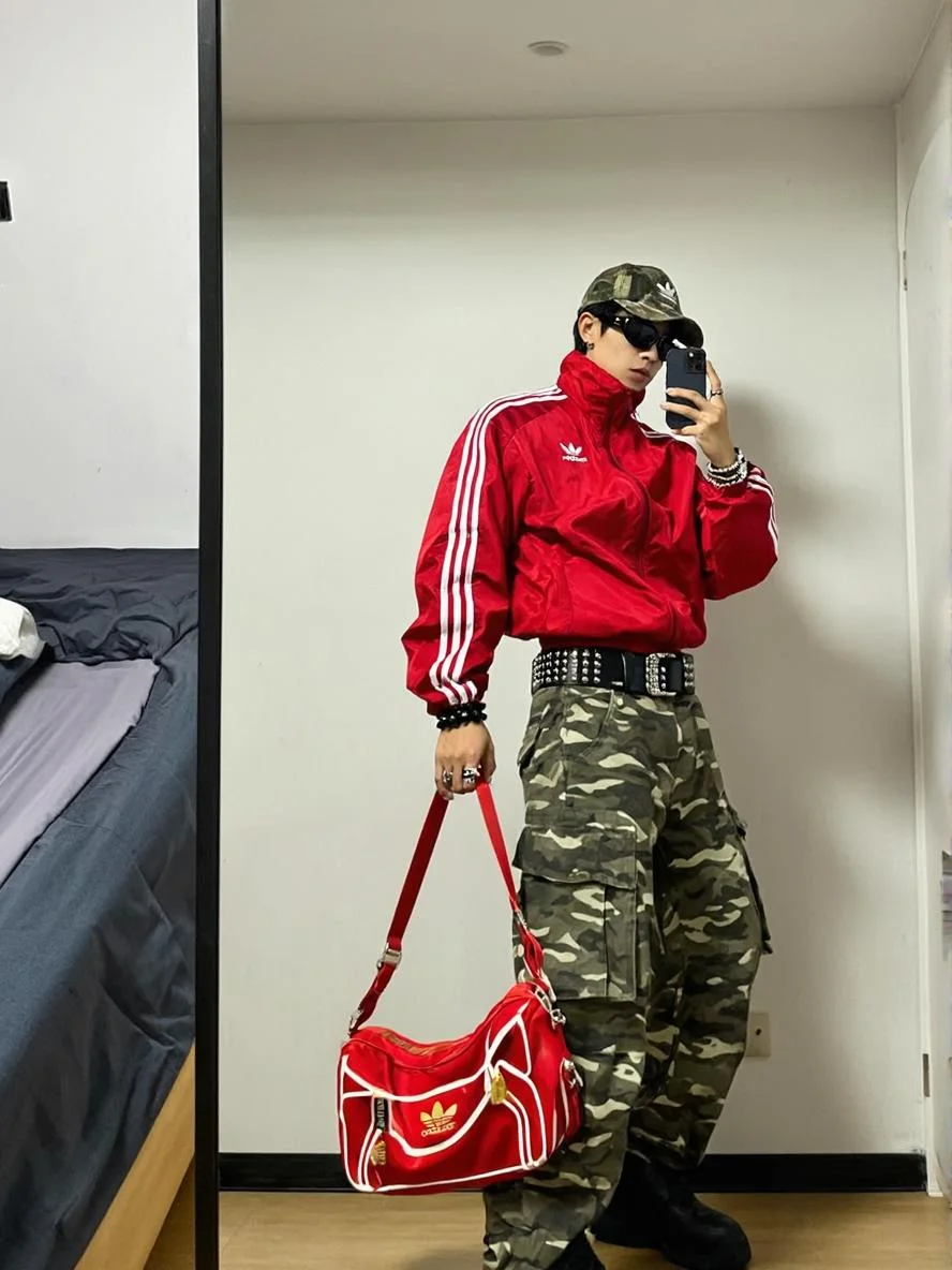 Source outfit