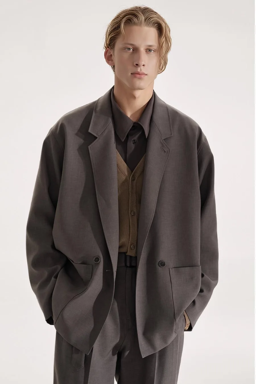 Source outfit